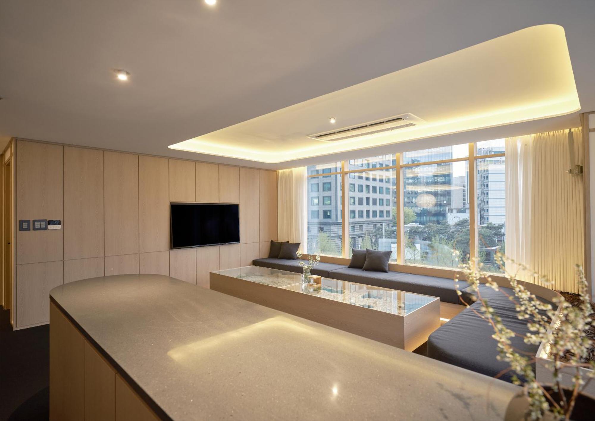 Uh Suite Seoul Deoksugung Exterior photo