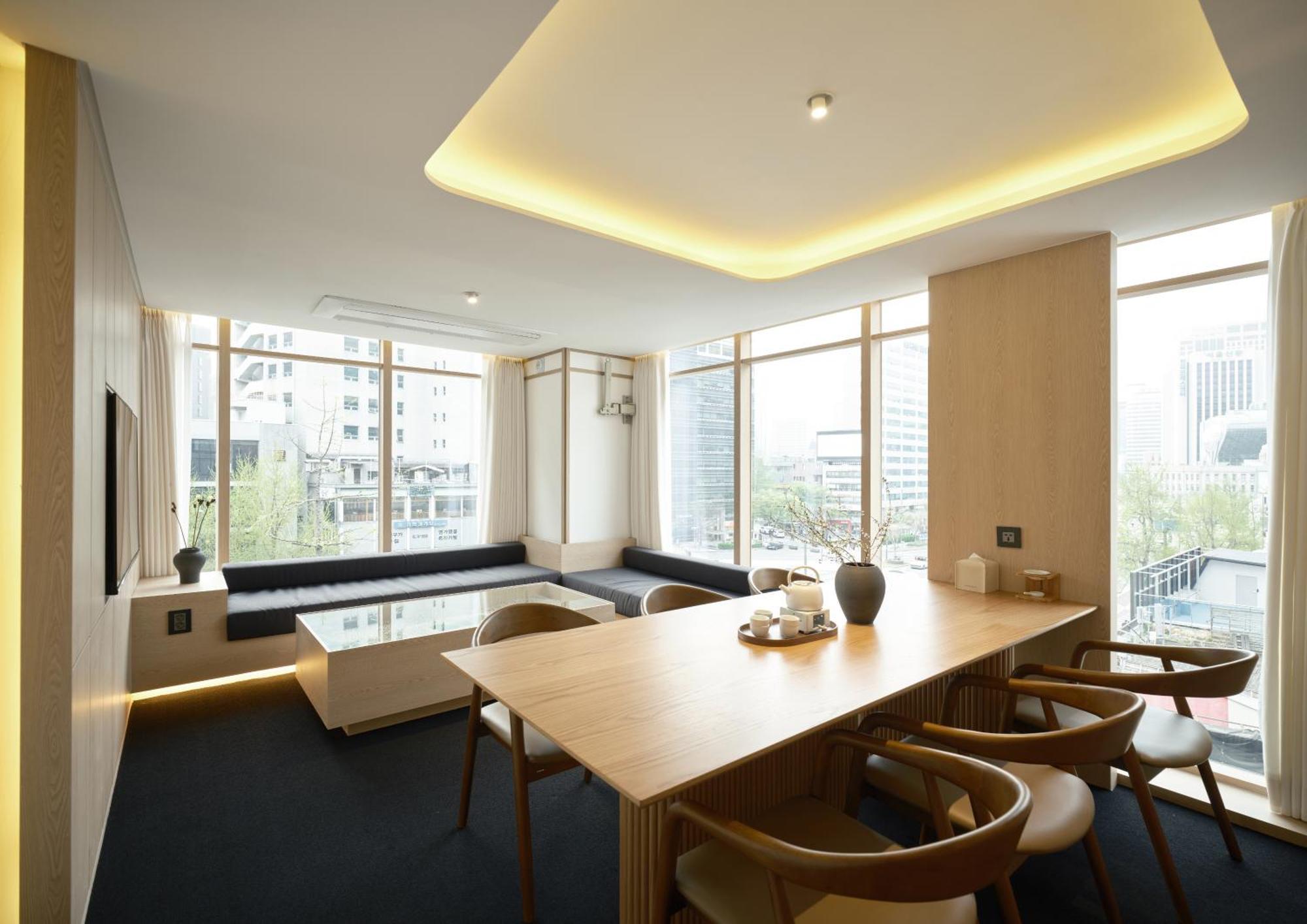 Uh Suite Seoul Deoksugung Exterior photo